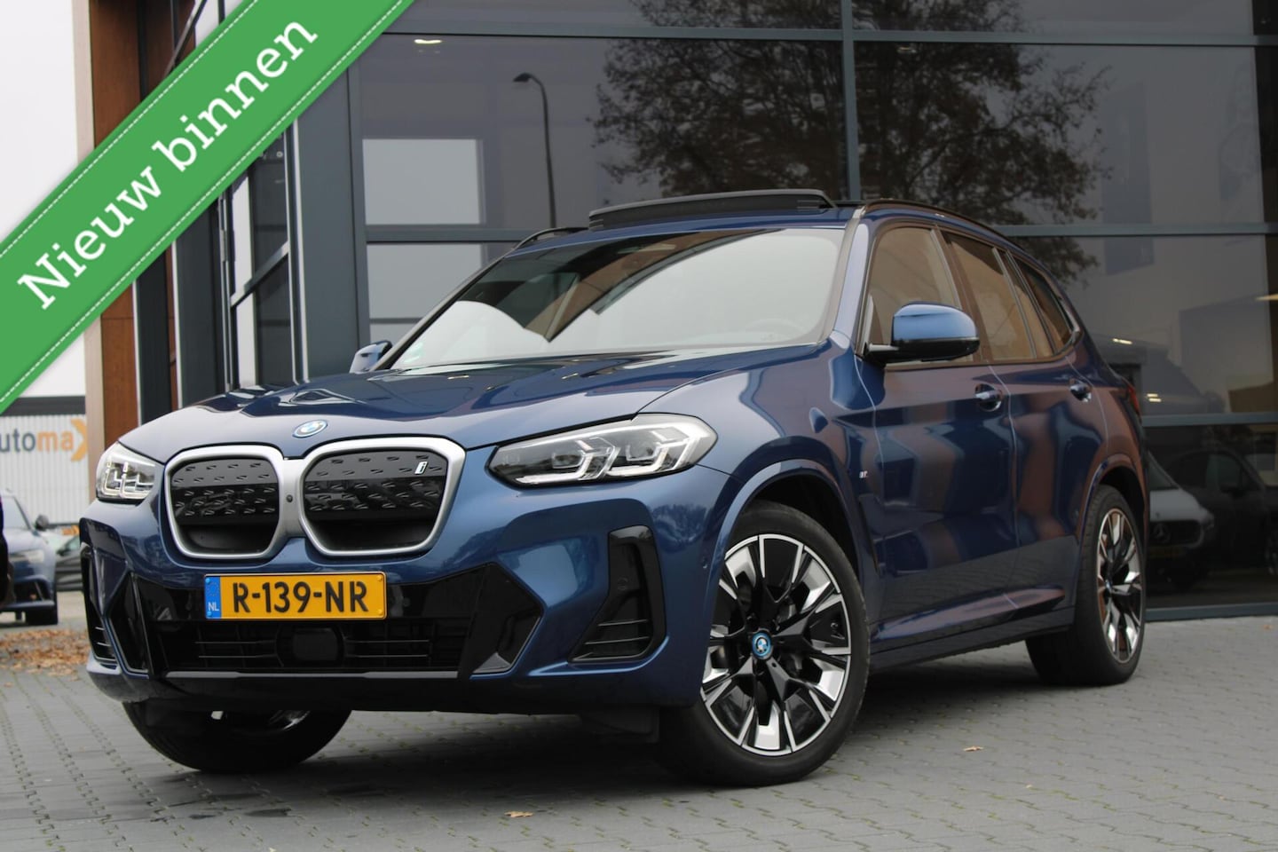 BMW iX3 - High Executive 80 kWh M Sport | ACC | Pano |El. Haak - AutoWereld.nl