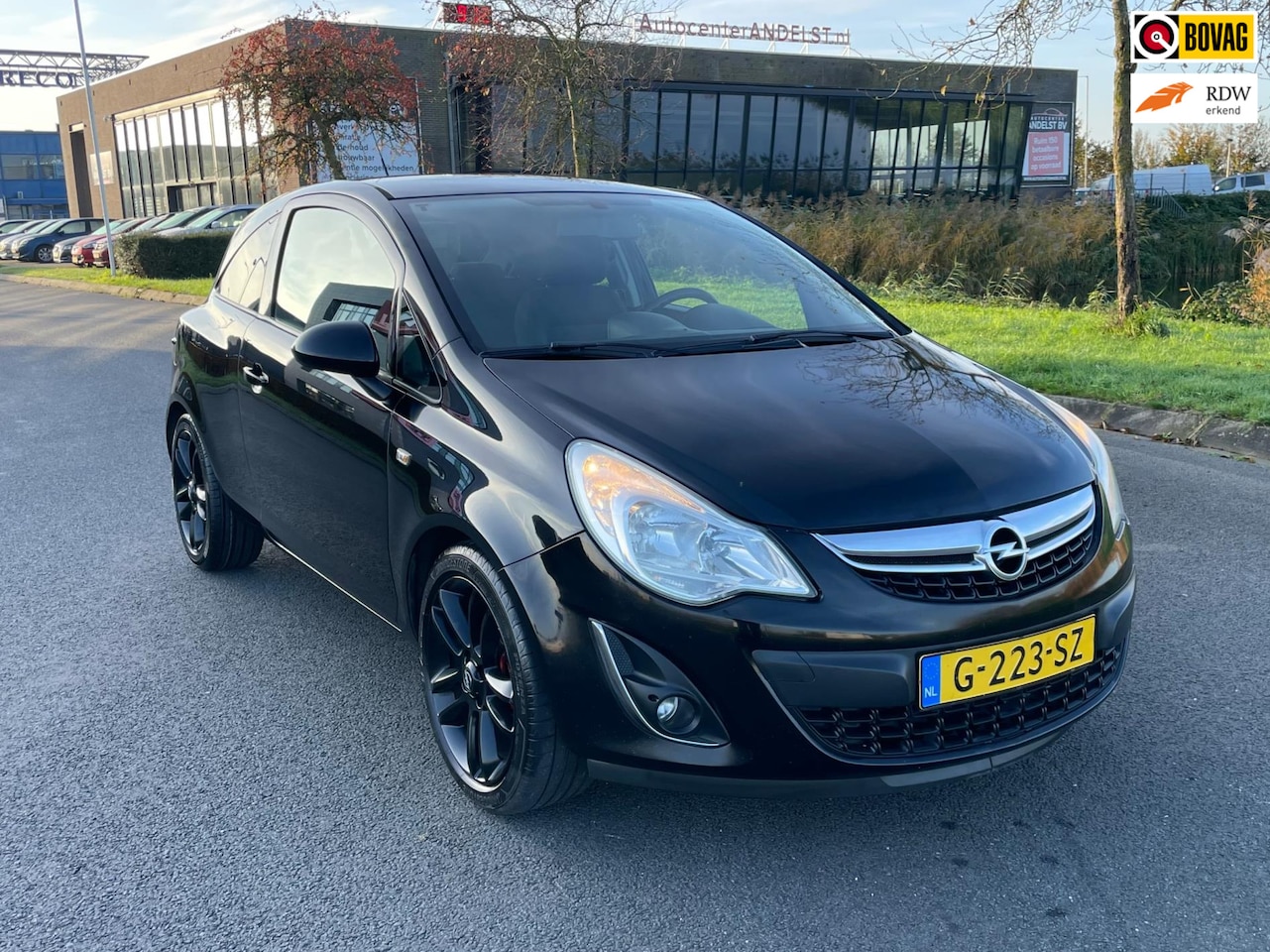Opel Corsa - 1.4-16V 1.4-16V, 3drs, Climate, Stoel-/stuurverw, Lmv, Rode remklauwen, Extra getint glas, Elektr - AutoWereld.nl