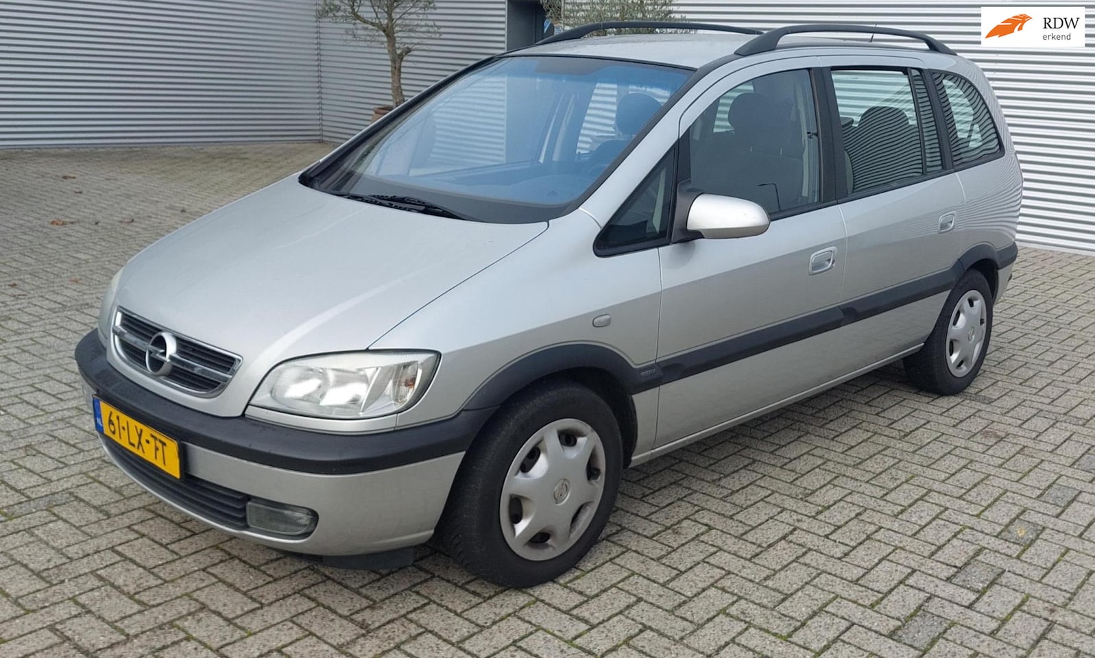 Opel Zafira - 1.8-16V Elegance airco 7 Persoons - AutoWereld.nl