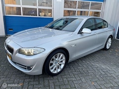 BMW 5-serie - 523i High Executive Leer/Automaat/Navi./18''
