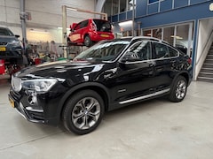 BMW X4 - xDrive 20i 184pk Automaat | Schuif- Kanteldak | Trekhaak | Head-up | Navigatie | Cruise co