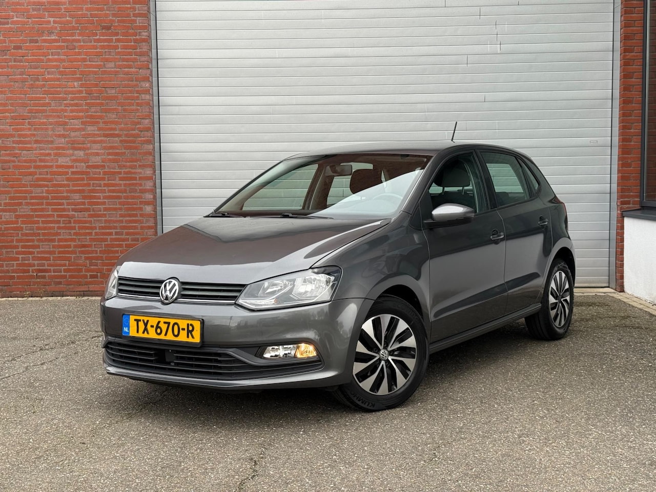 Volkswagen Polo - 1.0 | NAVI | NEW APK | AIRCO | - AutoWereld.nl