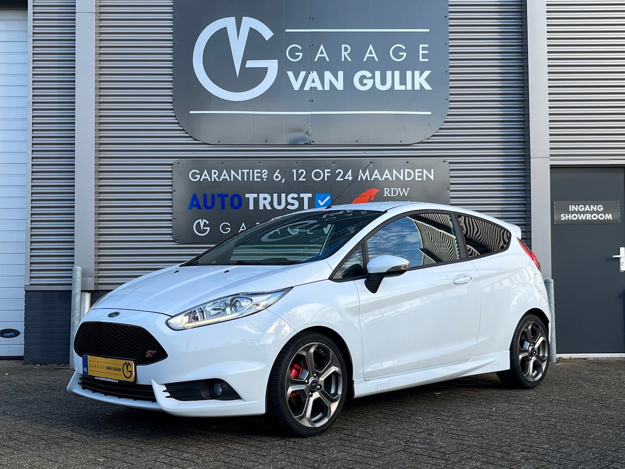 Ford Fiesta - 1.6 ST 182PK Clima,Isofix,Pdc,KeylessEntry+Start,Recaro,StoelVerw,Lmv,ElektrRamen+Spiegels - AutoWereld.nl