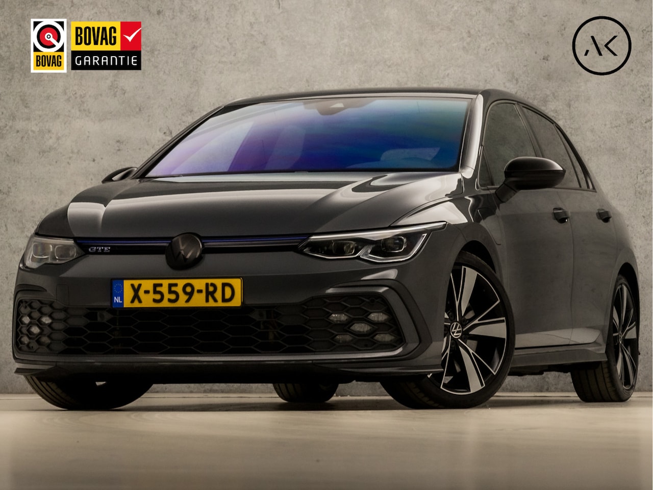 Volkswagen Golf - 1.4 eHybrid GTE 245Pk Automaat (APPLE CARPLAY, GRILLE VERLICHT, ALCANTARA, STUUR/STOELVERW - AutoWereld.nl