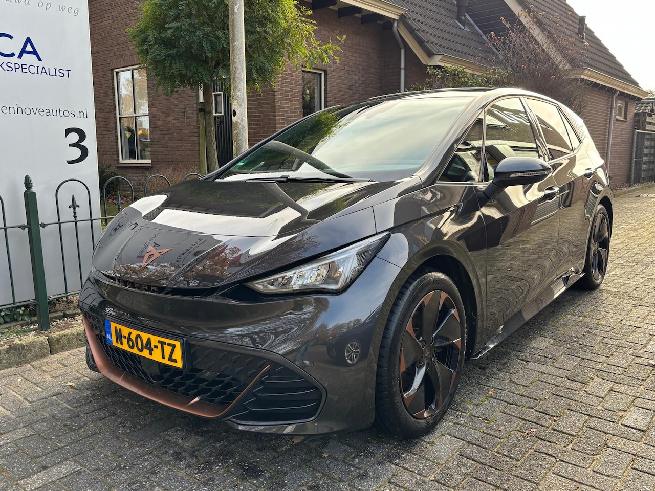 CUPRA Born - Adrenaline One 62 kWh - AutoWereld.nl
