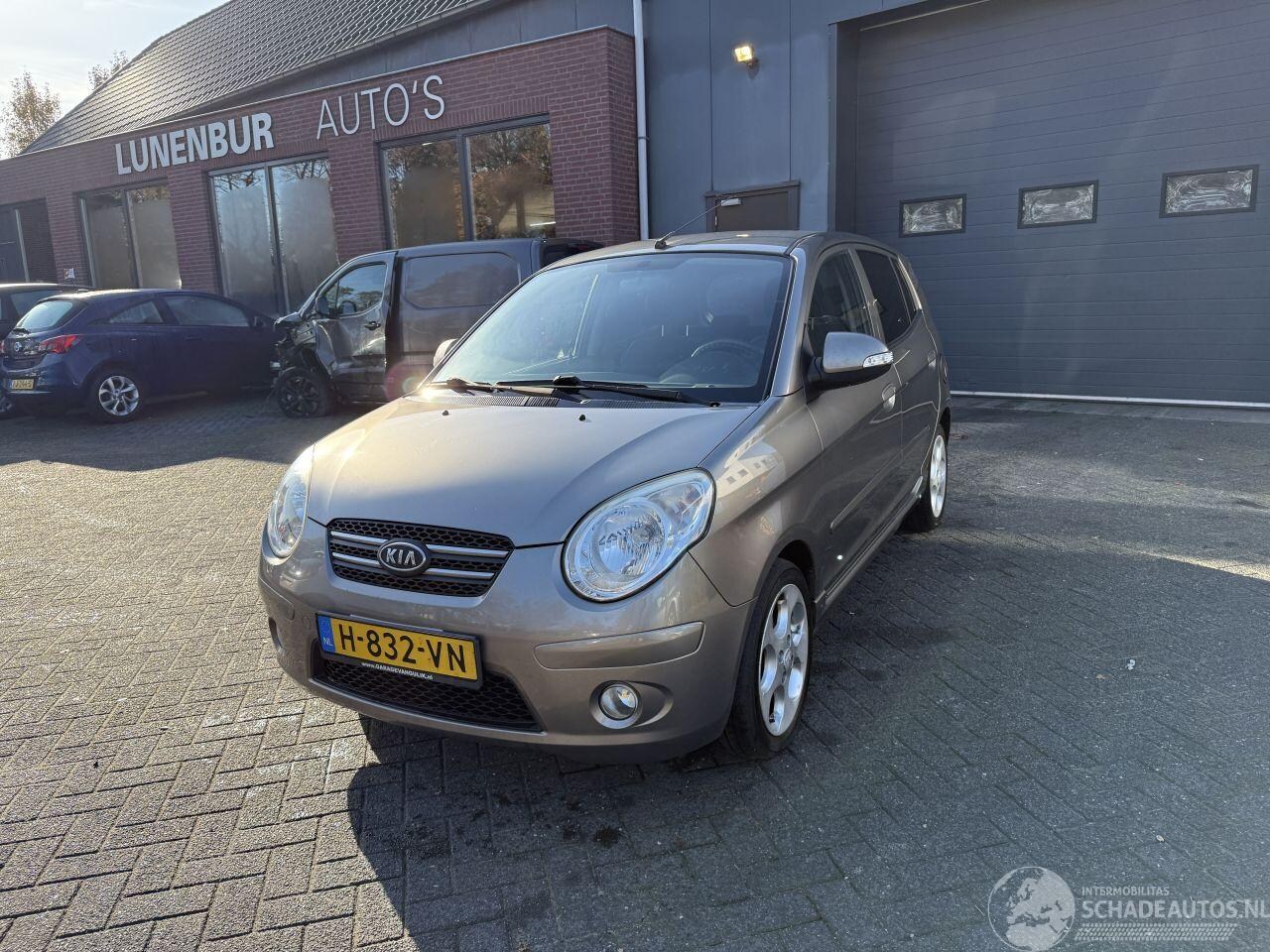 Kia Picanto - 1.1 Fifteen AIRCO Hatchback 5-dr. - AutoWereld.nl