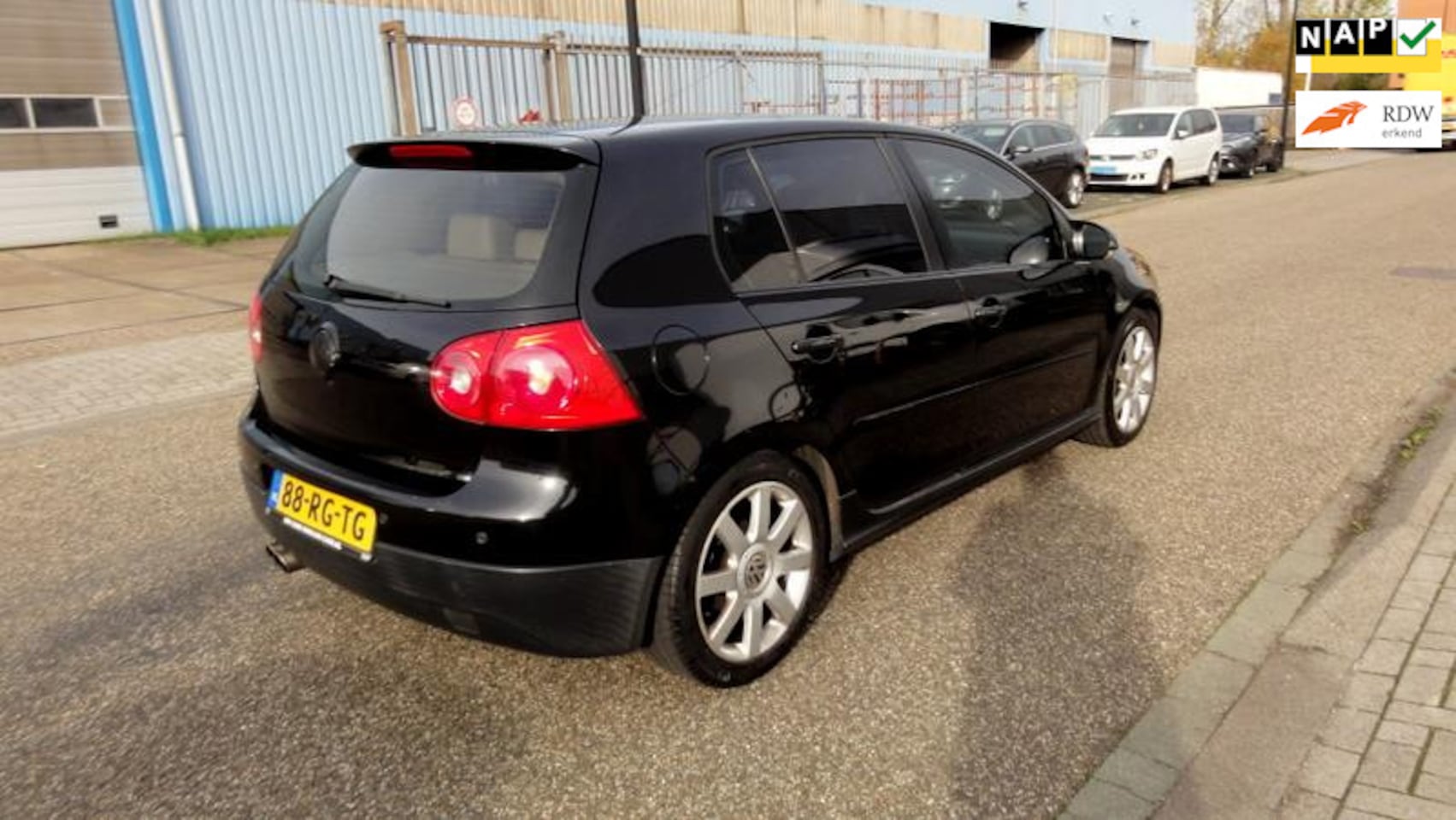 Volkswagen Golf - 2.0 FSI Sportline { Automaat } NAP Airco Leer APK - AutoWereld.nl