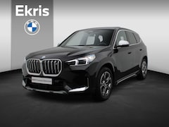 BMW iX1 - xDrive30 xLine | Premium Pack | Travel Pack | Stuurwielrand Verwarmd | Panoramadak | M Ada