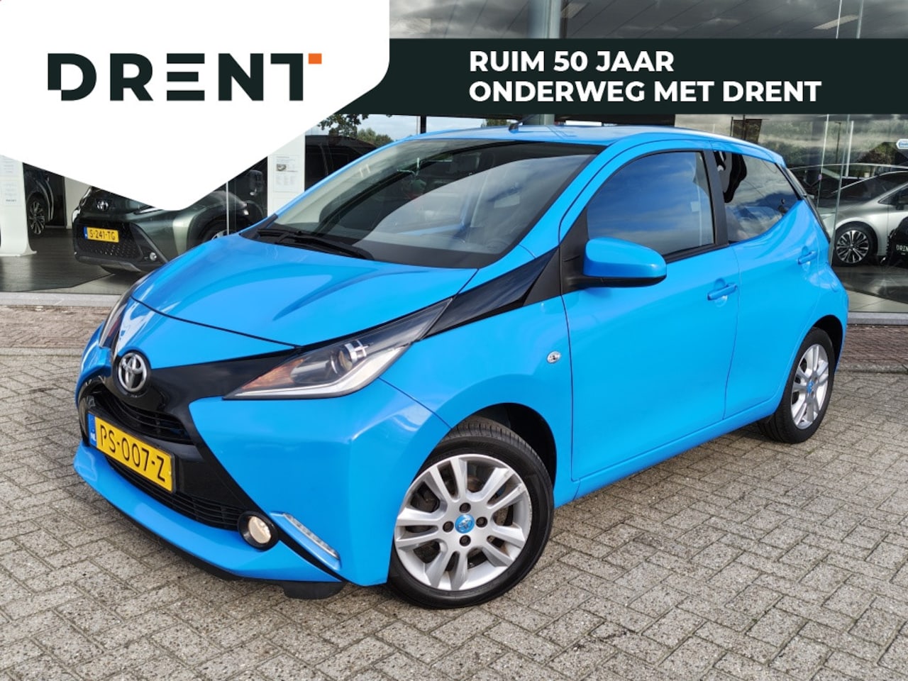 Toyota Aygo - 1.0 VVT-i x-joy | DAB | Navi | Achteruitrijcamera | Lichtmetaal - AutoWereld.nl
