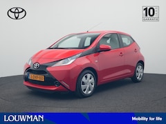 Toyota Aygo - 1.0 VVT-i X-Play X-Shift Automaat | Parkeercamera |