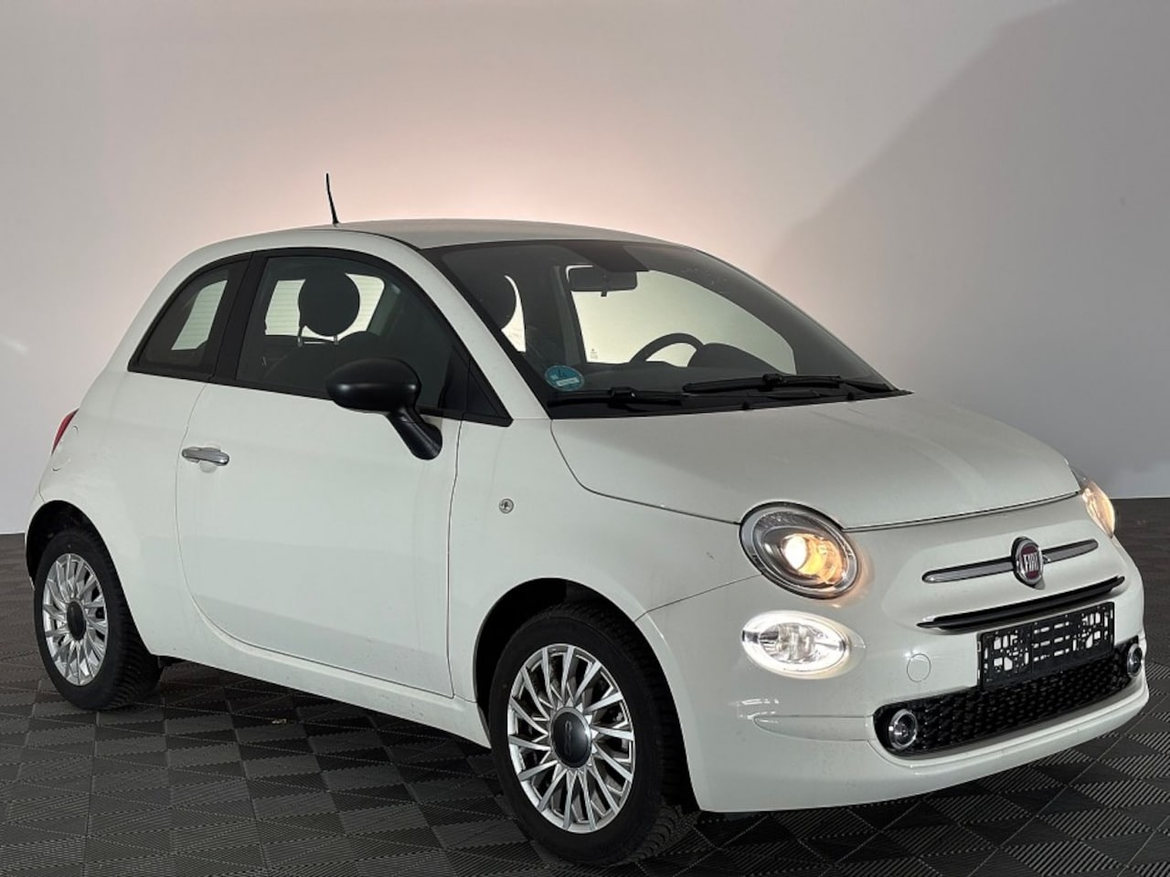 Fiat 500 - 1.0 GSE Hybrid | ECC | Mistlampen | CARPLAY | VELGEN - AutoWereld.nl