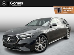 Mercedes-Benz E-klasse Estate - 300 e Luxury Line | Panoramadak | Trekhaak | Donkergetint Glas Achter | 360° Camera | DIST