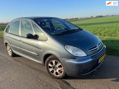 Citroën Xsara Picasso - 1.6i-16V Image / nwe apk
