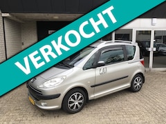 Peugeot 1007 - 1.6-16V Gentry / AIRCO / NETTE STAAT / APK MAART 2026 / NWE BANDEN