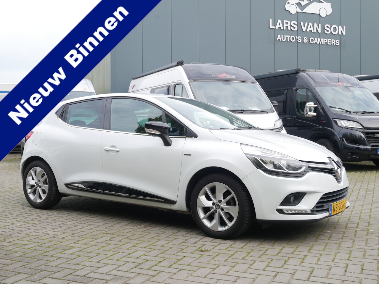 Renault Clio - 0.9 TCe Limited 0.9 TCe Limited, Airco, Trekhaak - AutoWereld.nl