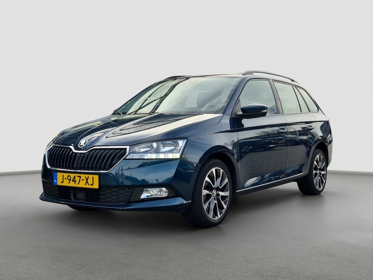 Skoda Fabia Combi - 1.0 TSI Business Edition Stoelverwarming | Full map Navigatie | Parkeersensoren | Carplay/ - AutoWereld.nl