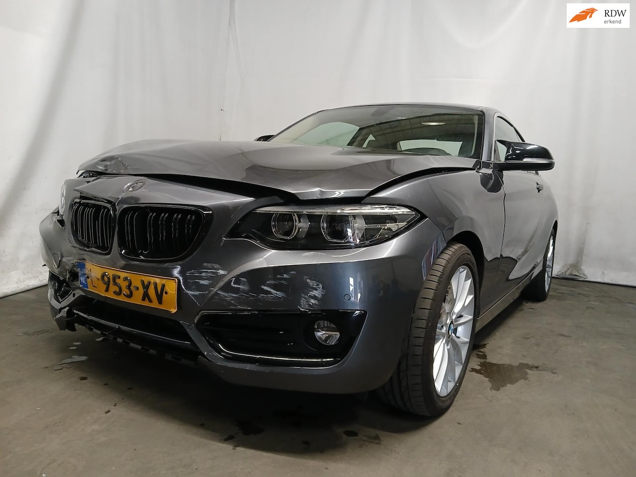 BMW 2-serie Coupé - 218i High Executive - Frontschade - BPM - AutoWereld.nl