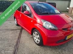 Toyota Aygo - 1.0-12V slechtd 145.000 km orgineel Apk 11-2026