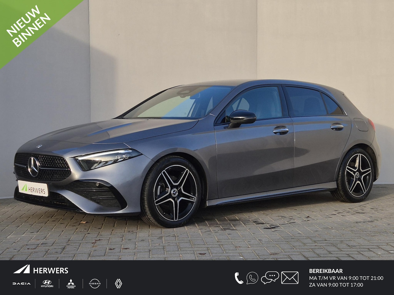 Mercedes-Benz A-klasse - 200 AMG Line Automaat / Trekgewicht 1600 Kg / Stoelverwarming / Achteruitrijcamera / Navig - AutoWereld.nl