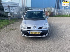 Renault Grand Modus - 1.2-16V Expression AUTOMAAT