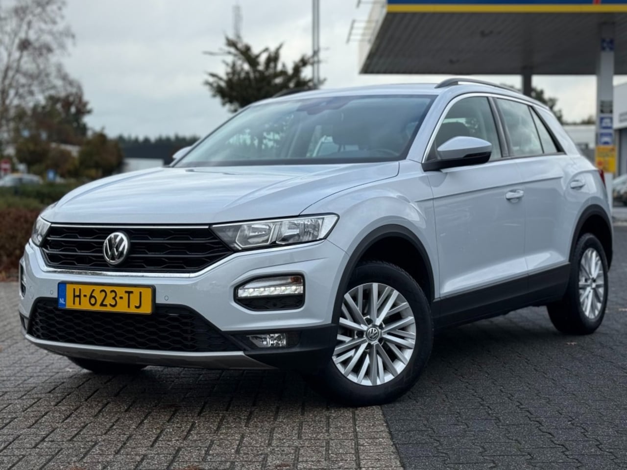 Volkswagen T-Roc - 1.5 TSI DSG STYLE TREKHAAK 1500KG - AutoWereld.nl