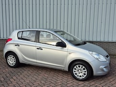 Hyundai i20 - 1.2i Business Edition Airco 115.000 km