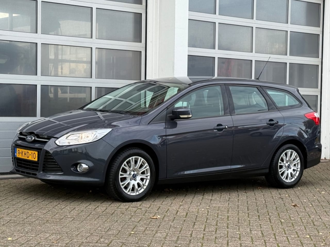 Ford Focus - 1.6 TI-VCT 125PK Trend Clima Cruise Pdc Nette auto! - AutoWereld.nl