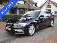BMW 5-serie Touring - 530i PANODAK/HEADUP/KEYLESS/ACC/CARPLAY/SPORTLEER/CAMERA