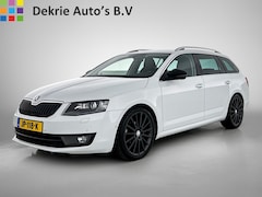 Skoda Octavia Combi - 2.0 TDI 150PK Greentech Style line / Navi / Cruise-ctr. / Park-assist / 18" Lmv / Trekhaak