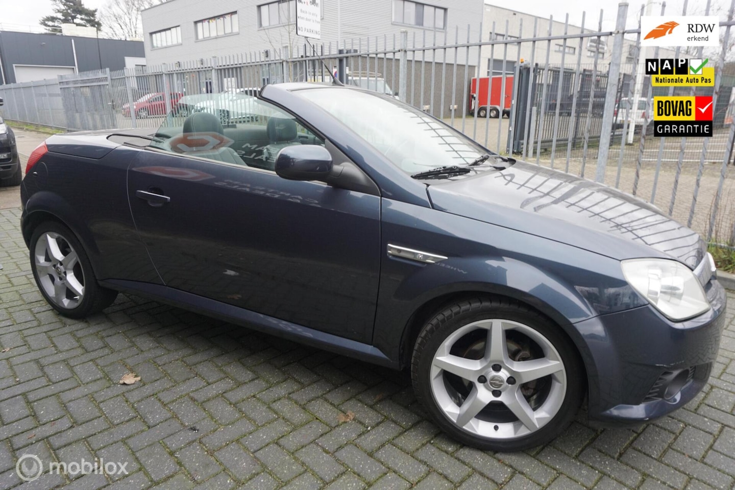 Opel Tigra TwinTop - 1.8-16V ( LEUKE CABRIO !!) - AutoWereld.nl