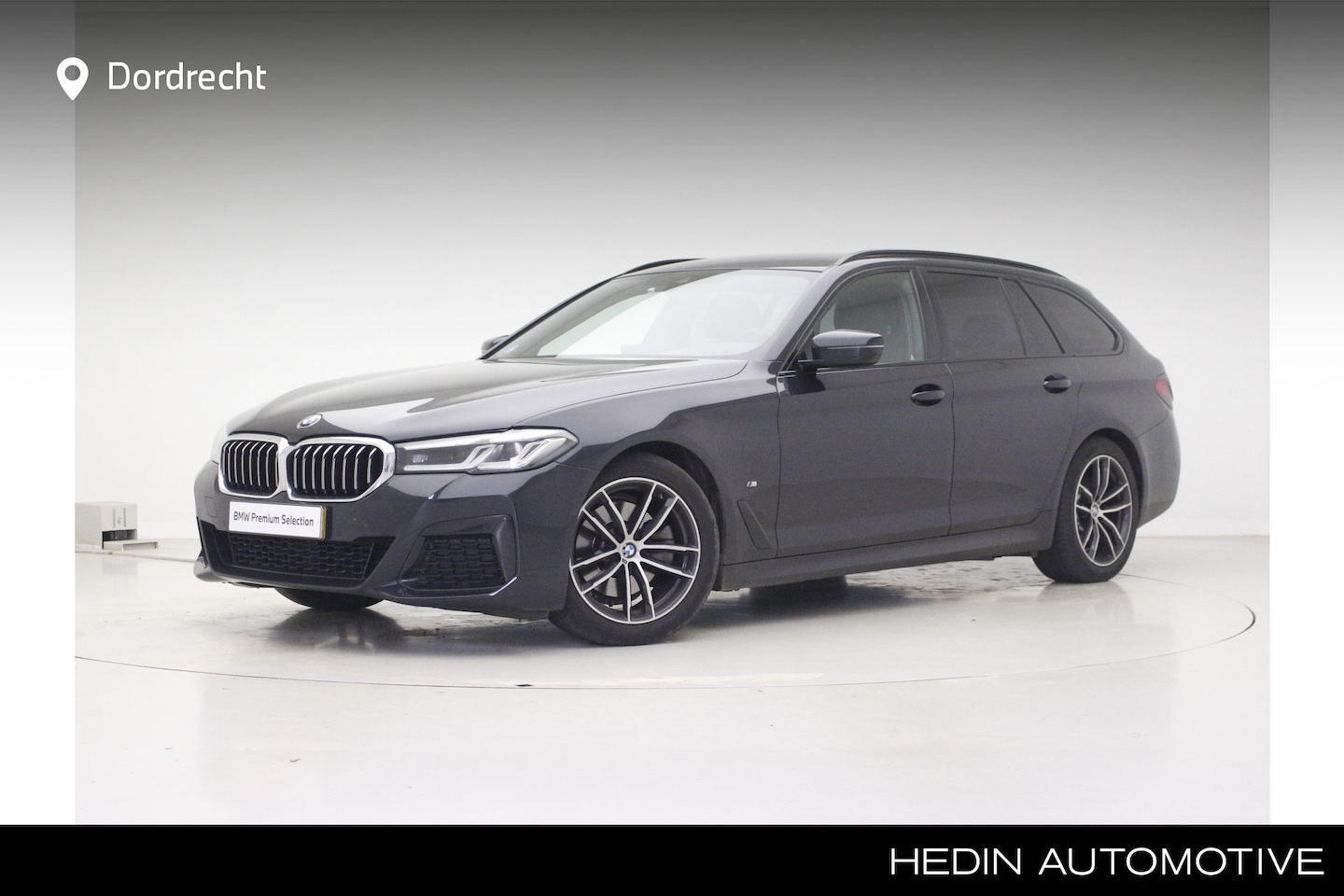 BMW 5-serie Touring - 520i M-Sport | Comfortzetels | Stoelverwarming | - AutoWereld.nl