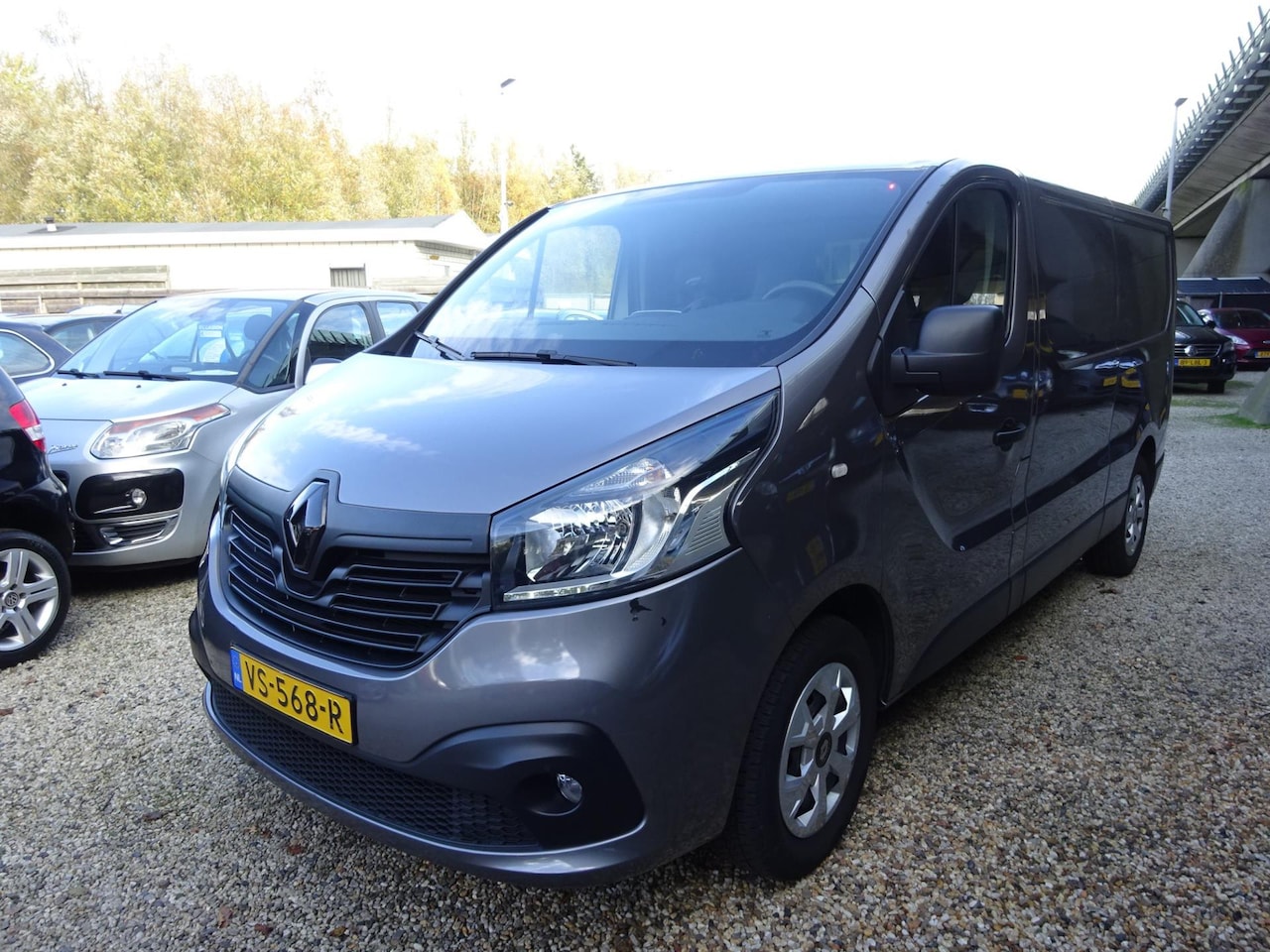 Renault Trafic - 1.6 dCi T29 L2H1 Comfort 1.6 dCi T29 L2H1 Comfort, Navigatie, Cruise control, Trekhaak - AutoWereld.nl