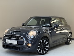 MINI Cooper S - 2.0 192Pk, 2014, 2de eigenaar, Navigatie, Groot scherm, Parkeersensoren, Stoelverwarming,