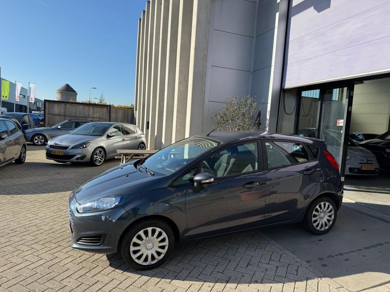 Ford Fiesta - 1.0 Champion NAP! AIRCO! NAVI! INRUIL MOGELIJK! - AutoWereld.nl