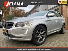 Volvo XC60 - 2.0 D3 FWD R-Design Aut., met voorbumperschade
