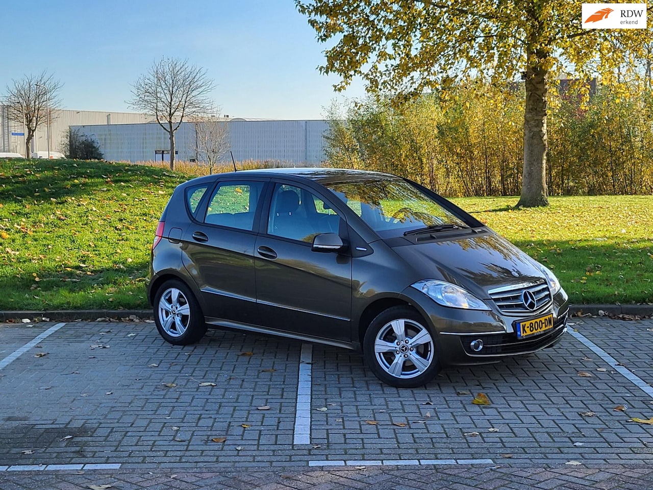 Mercedes-Benz A-klasse - 170 Classic / Automaat / Airco / Stoelverwarming / 5 Deurs - AutoWereld.nl