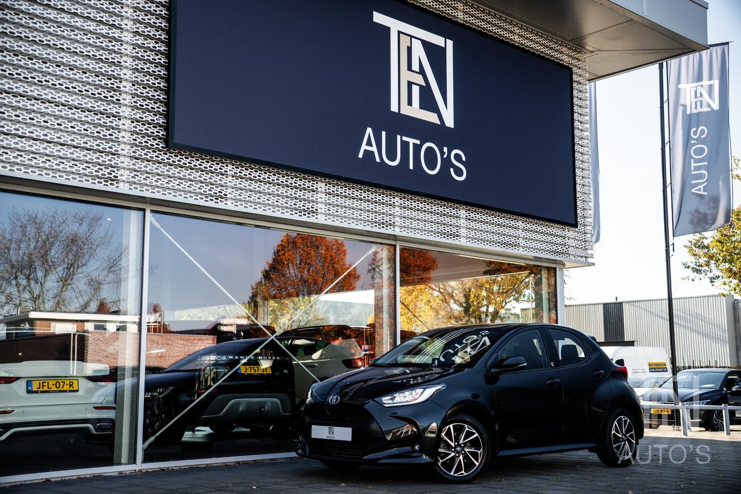 Toyota Yaris - 1.5 Hybrid Dynamic | Camera | CarPlay | Keyless | Stoelverwarming | 16" - AutoWereld.nl