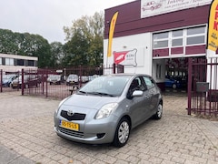 Toyota Yaris - 1.3 16V VVT-I 5DR Automaat Sol