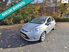 Ford Fiesta - 1.25 Ghia LEUKE AUTO RIJDT EN SCHAKELT GOED