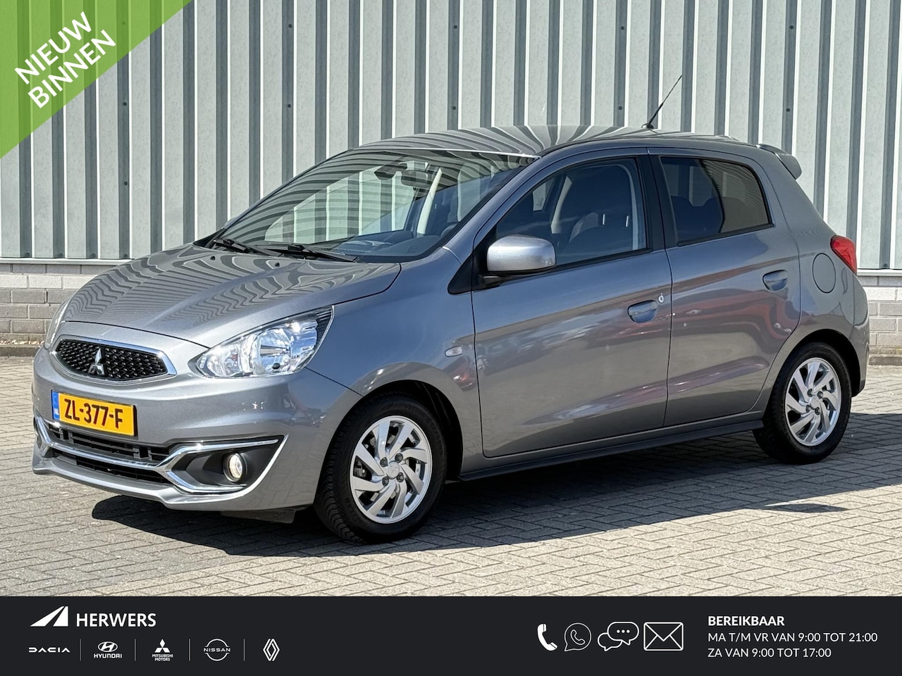 Mitsubishi Space Star - 1.0 Active / Slechts 15.027 KM! / Automaat / Airco / Navigatie / Achteruitrijcamera / Appl - AutoWereld.nl