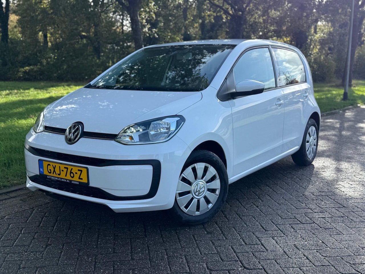 Volkswagen Up! - 1.0 BMT! (bj 2018) AIRCO / CRUISE / PDC - AutoWereld.nl