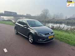 Volkswagen Polo - 1.2 TSI Highline|Autom.|Dis=V.V|Luxe|