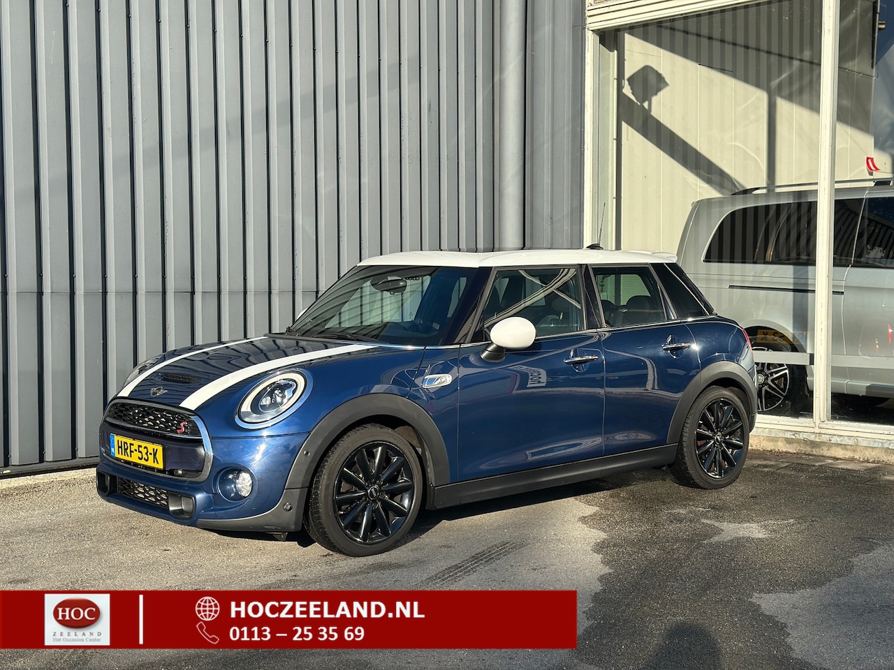 MINI Cooper - Mini 2.0 SD Chili Serious Business Pano | Leder | Navi | Led | 17" LM - AutoWereld.nl