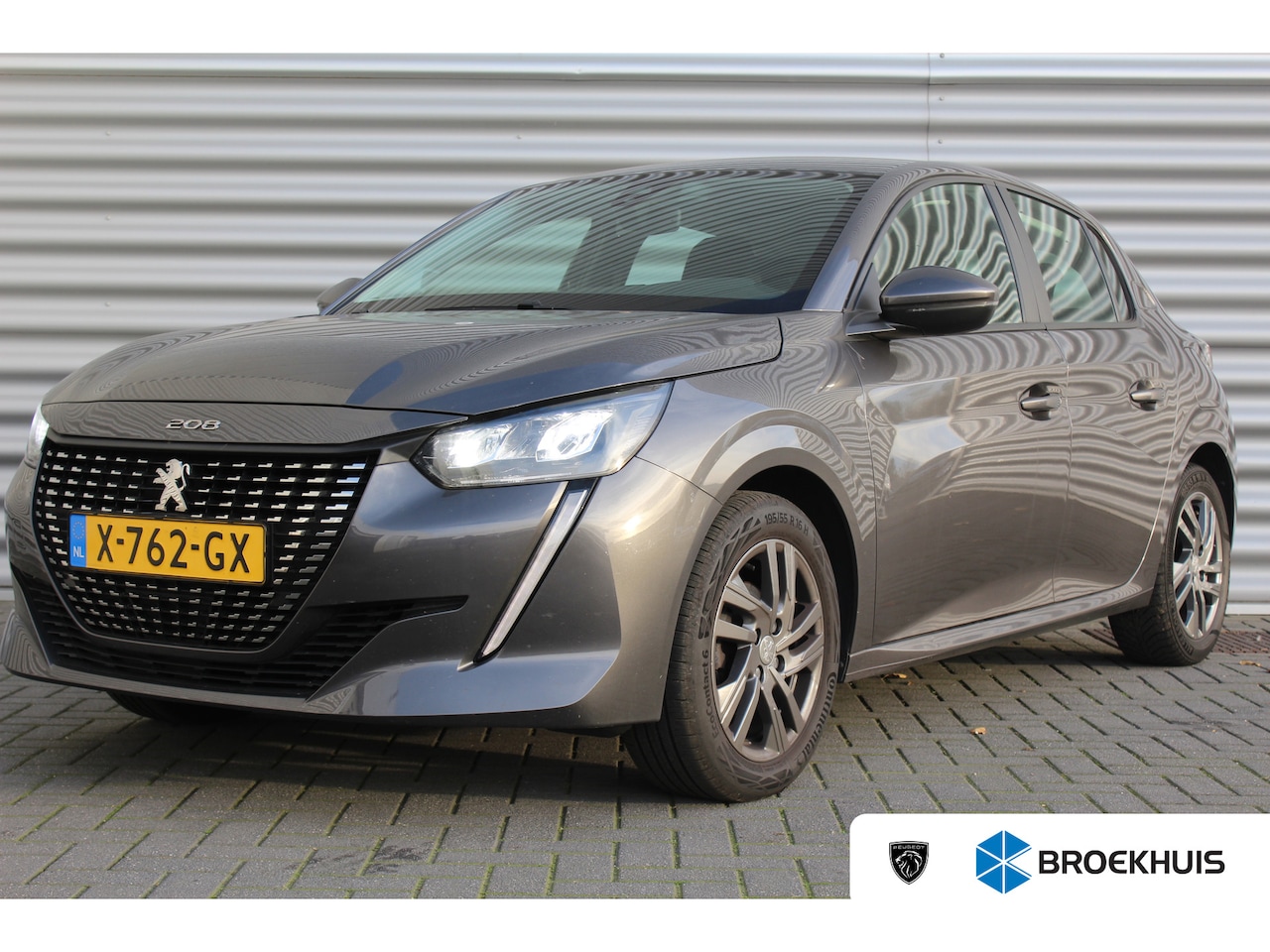 Peugeot 208 - 1.2 PURETECH 75PK ACTIVE PACK / NAVI / CLIMA / LED / PDC / 16" LMV / BLUETOOTH / CRUISECON - AutoWereld.nl