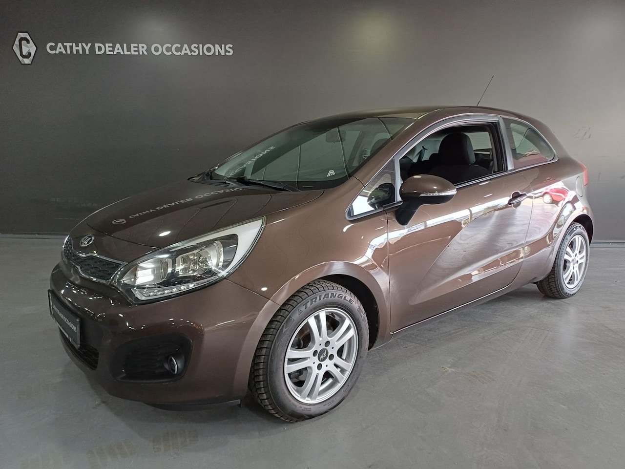 Kia Rio - 1.2 CVVT Comfort Pack Stuurverwarming Climate Control Bluetooth LM-Velgen - AutoWereld.nl