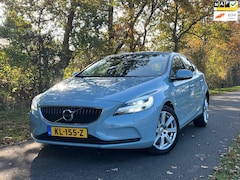 Volvo V40 - 2.0 D2 Nordic+ | Automaat + Navi + Cruise Nu € 14.975,