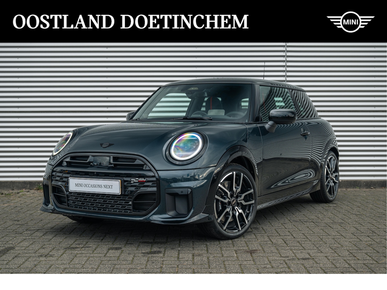 MINI Cooper S - Hatchback Automaat / John Cooper Works / Pakket XL / 18" JCW Lap Spoke 2-tone - AutoWereld.nl