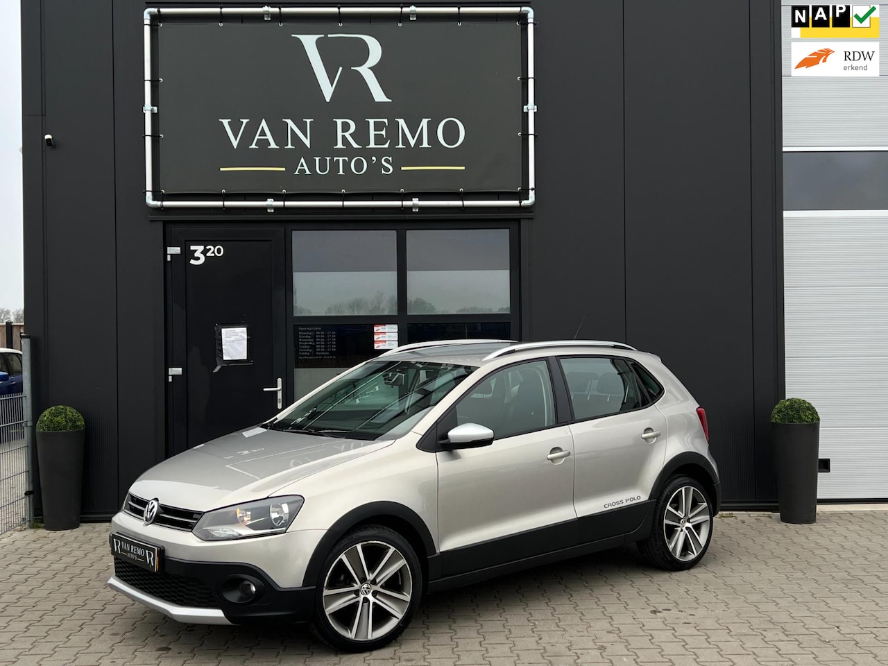 Volkswagen Polo - 1.2 TSI Cross Automaat|Clima|Carplay|Cruise|Dsg|5Drs| - AutoWereld.nl
