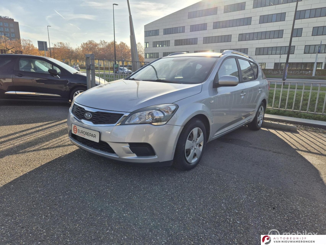Kia Cee'd Sporty Wagon - 1.4 CVVT X-tra 1.4 CVVT X-tra - AutoWereld.nl