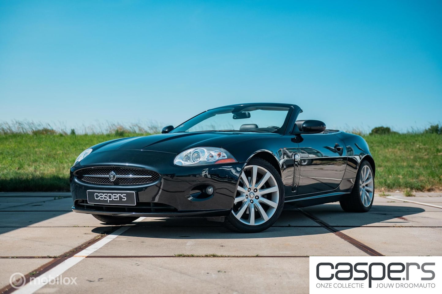 Jaguar XK - 4.2 V8 Convertible - NL AUTO - Youngtimer - AutoWereld.nl